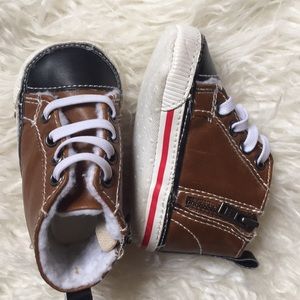 🎉HOST PICK🎉 Baby Sneakers ⭐️